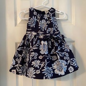 👗 3/$25 - 9 month Easter dress for baby (includes white stockings)